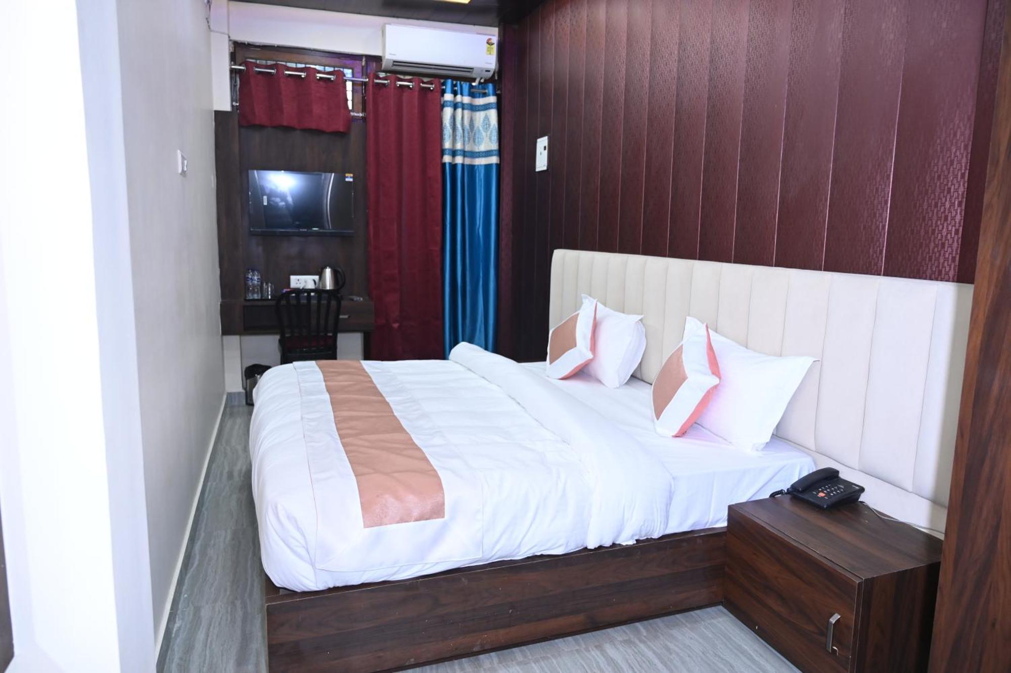 Sun High Stay Luxury Guest House Varanasi Luaran gambar