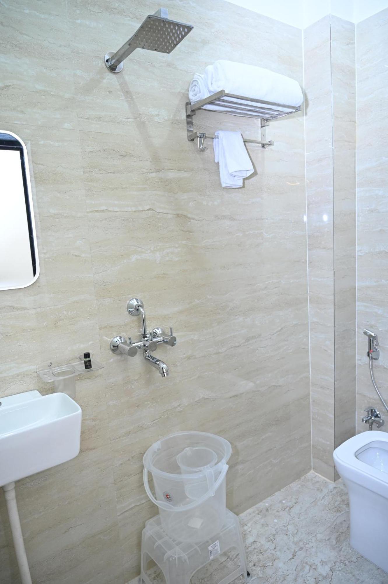 Sun High Stay Luxury Guest House Varanasi Luaran gambar